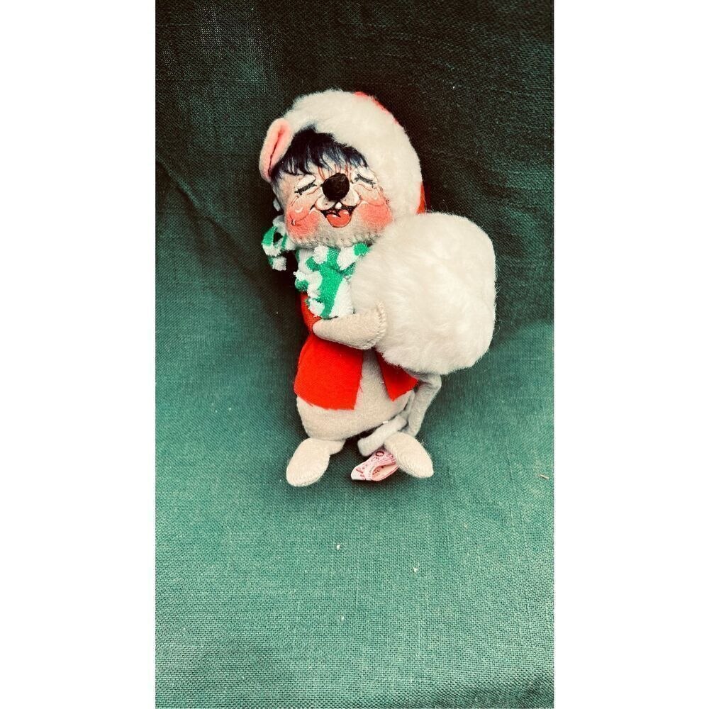 Annalee Mobilitee Christmas Mouse 1990 7" Doll